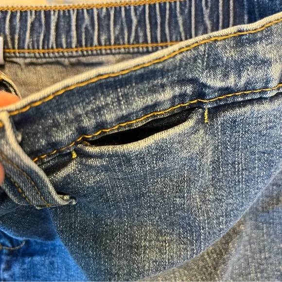 Maternity Denim Skirt - Picture 4 of 8